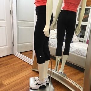 Lululemon Yoga Capri Size 6